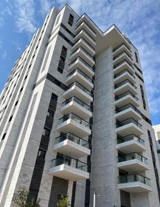 הצבר 25, נרקיסים