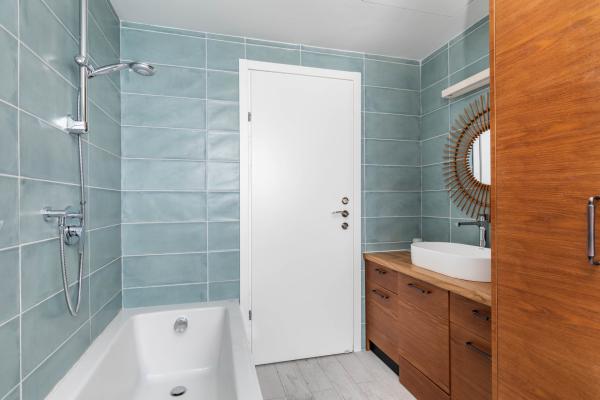 אנה פרנק 4, החרוזים, רמת גן