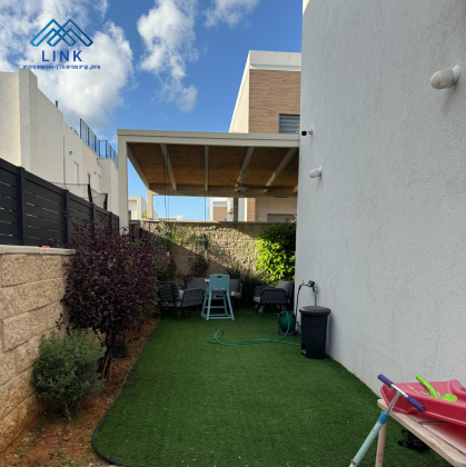 דרך השדות, סביוני עתלית