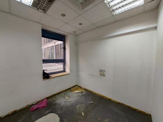 כנפי נשרים 15, אזור תעשיה גבעת שאול