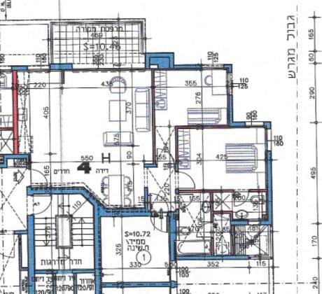 התקוה 1, מרכז אזרחי