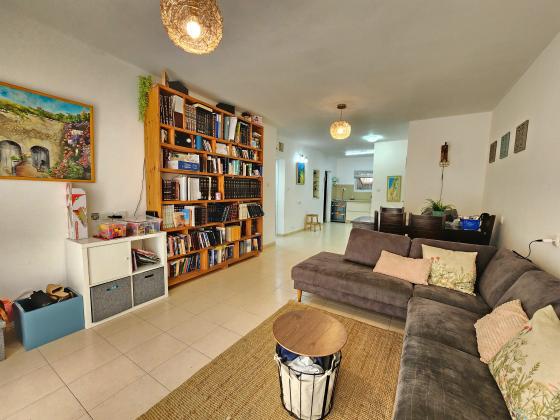 משעול כי"ח 1, נאות יצחק רבין