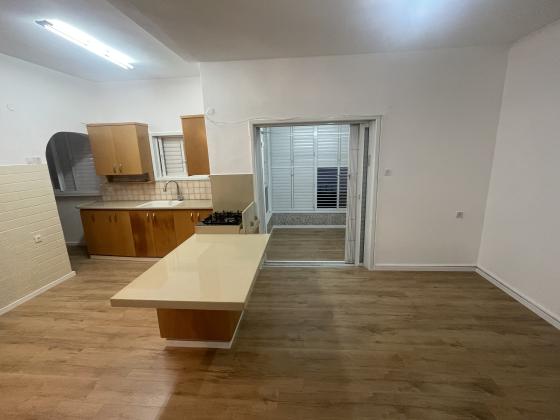 חומה ומגדל 36, קרית עבודה