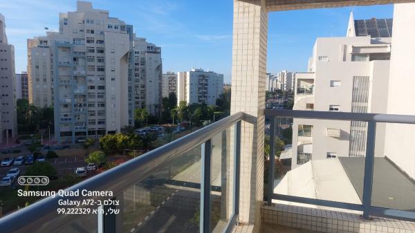 היצהר 11, קריית כרמים