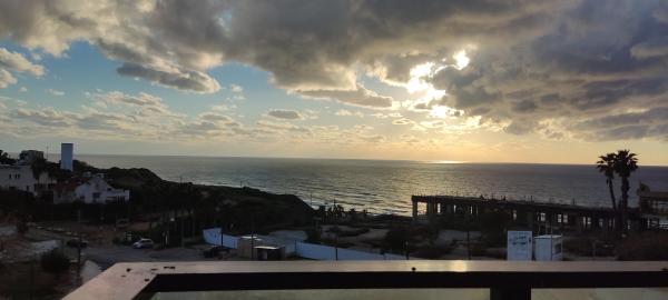 המלכים 1, קרית צאנז