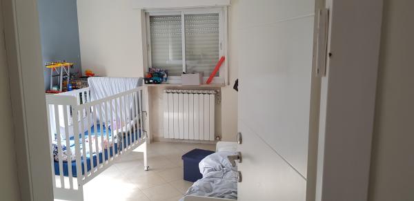 הרב עוזיאל 99, בית וגן