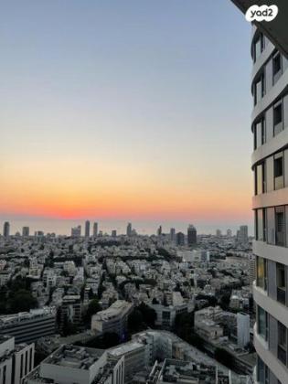 יצחק (זיקו) גרציאני 8, שרונה