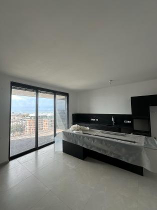 דרך שלמה 47, פלורנטין