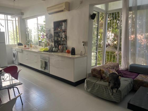 בן יהודה 242, הצפון הישן החלק הצפוני