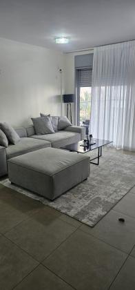 שדרות האלונים 5, פארק המושבה