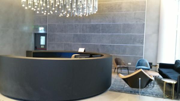 הברזל, אזור תעשיה עבר הירקון