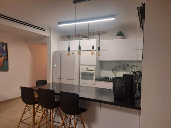 יונתן רטוש 1, פסגות אפק