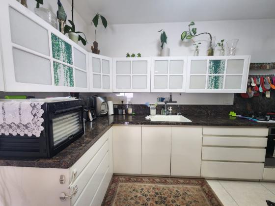 אתא 9, מרכז העיר