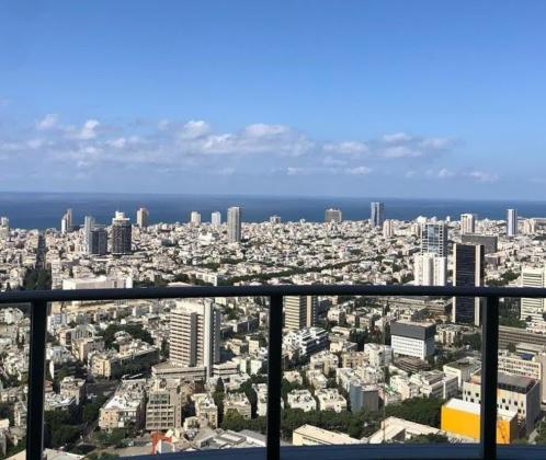 יצחק (זיקו) גרציאני 8, שרונה