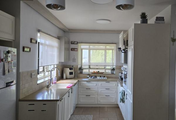 אצ"ל 2, שכונה ב, אריאל