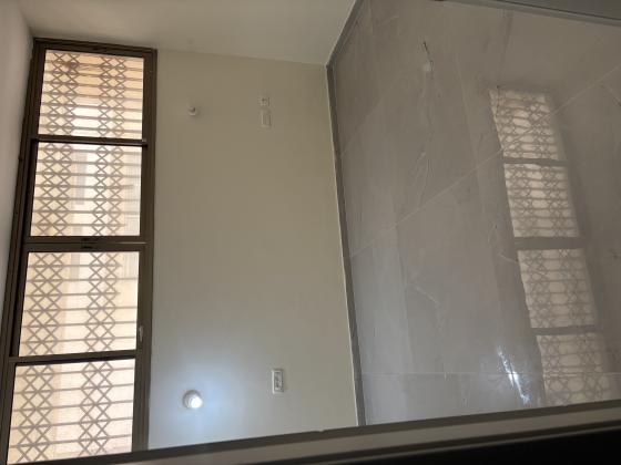 ברוך רם 21, רצועת המלונות