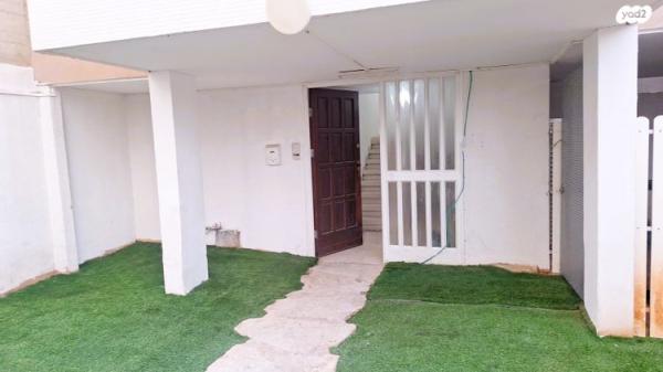 מינץ 14, נאות הרצל