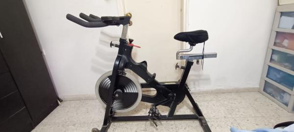 ‍♀️ למכירה: אופני ספינינג מקצועיים