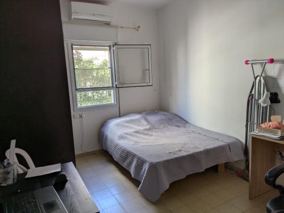 תרנ"א 26, מרכז העיר