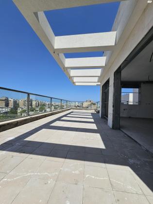 בשכונת נאות יהודית