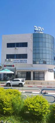 הבנאים 7, אזור תעשיה כבדה