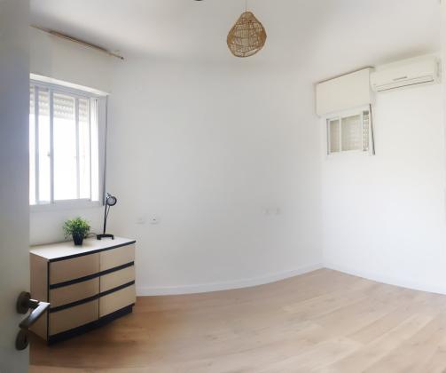 עין גדי 9, שכונה ט