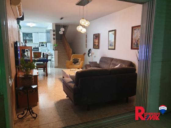 הפורצים 14, תל גיבורים