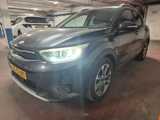 קיה סטוניק (2019)