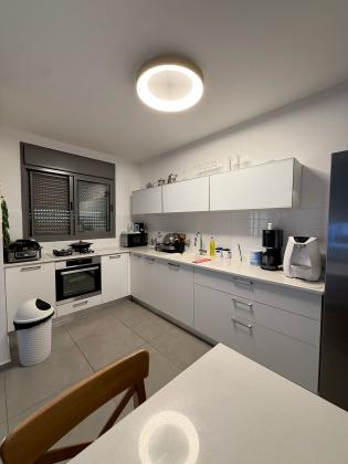 יהודה 69, אבישור