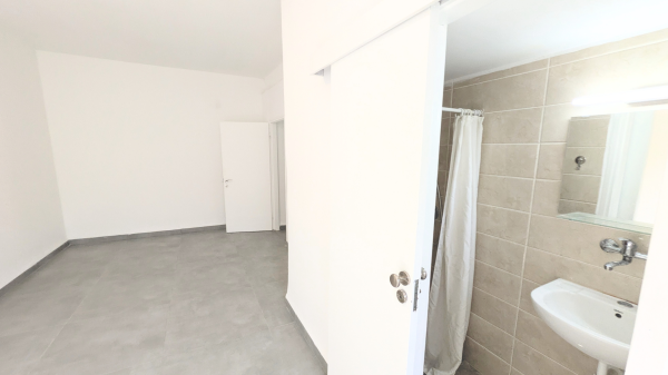 ציזלינג 12, קרית חיים מזרחית