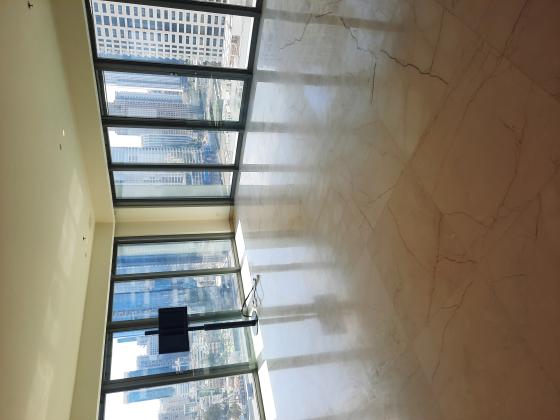 ניסים אלוני 12, פארק צמרת