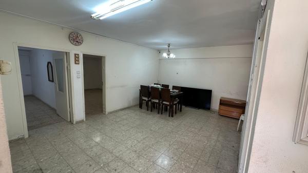 תל חי 6, שכונה א