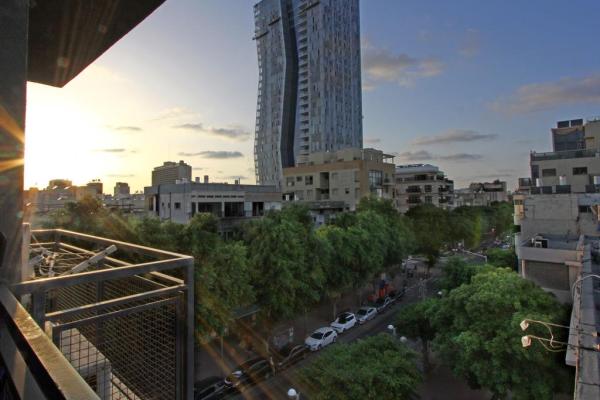 דיזנגוף 198, הצפון הישן החלק המרכזי