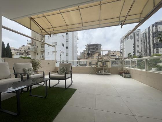 יהודה הנשיא 22, מרכז העיר צפון