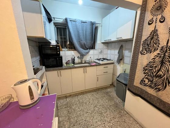 אנילביץ 24, שיכון ותיקים