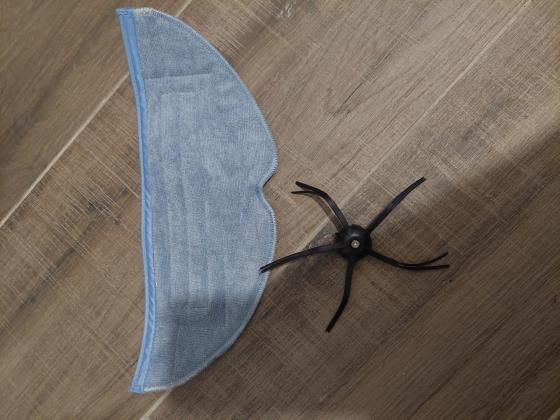 שואב רובוטי דגם רובורוק 8 פלוס