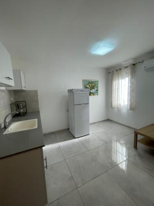 מבצע יקב, שכונה ו