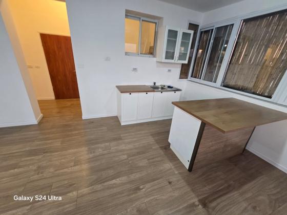 סול ליפצ'ין 6, הר חומה