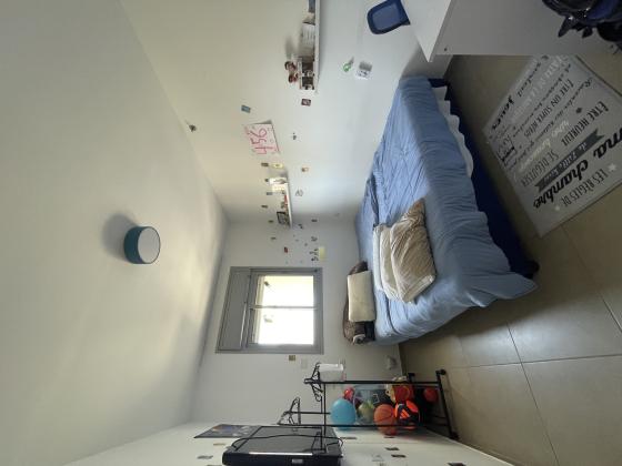 רוגוזין 27, רובע ד