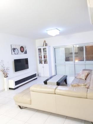 הנורית 3, רובע ח