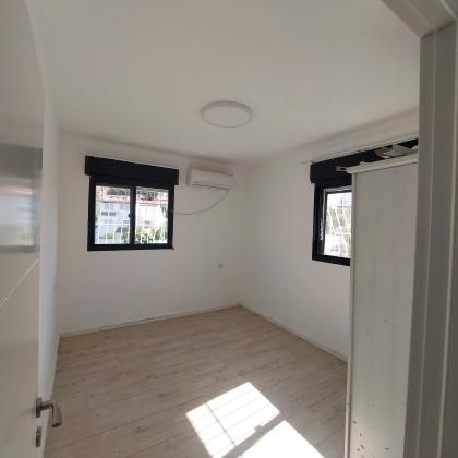 ה' באייר 94, ה' באייר