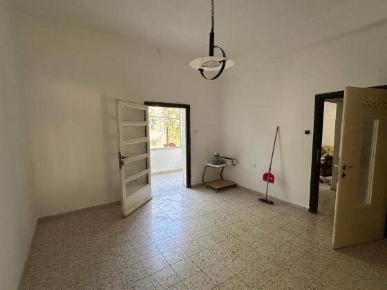 תל חי 6, הדר הכרמל