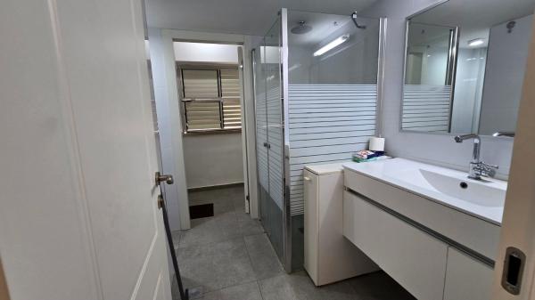 הראשונים 26, קרית חיים מזרחית