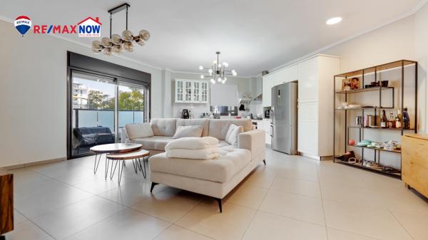 אורנה פורת 3, הרקפות