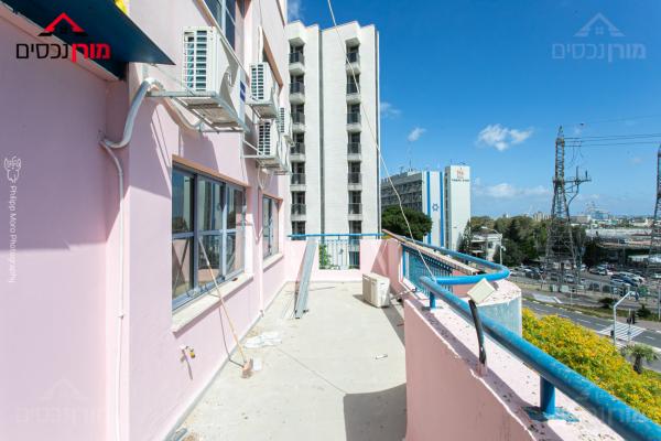 שלום שרעבי, נוה פז