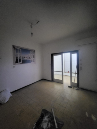 דרך אבא הלל 132, נחלת גנים