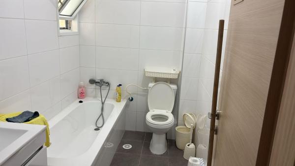 שבט יהודה 6, אחיסמך