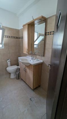 בשכונת מלחה