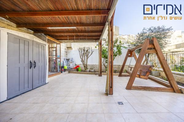 ליכטנשטיין 1, הר חומה