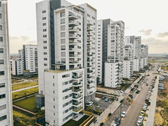 נחשול 14, נופרים